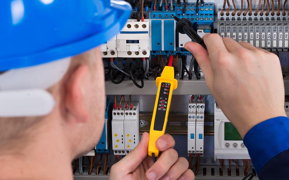 travail électricien Paris 14